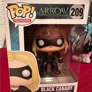 Katie Cassidy as Black Canary from DC Arrow tv show NIB never opened